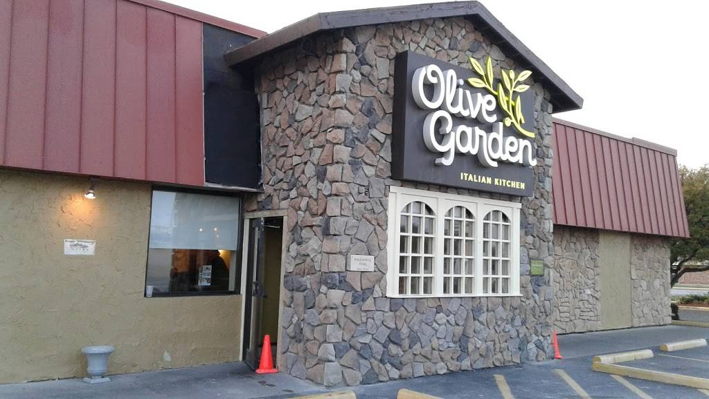 Olive Garden Italian Restaurant | meal takeaway | 1919 S Reynolds Rd, Toledo, OH 43614, USA | 4193891982 OR +1 419-389-1982