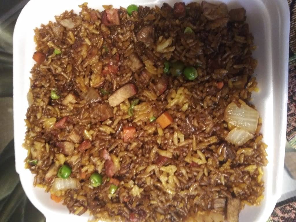 Yums Restaurant | restaurant | 795 Poplar Ave #4523, Memphis, TN 38105, USA | 9015231437 OR +1 901-523-1437