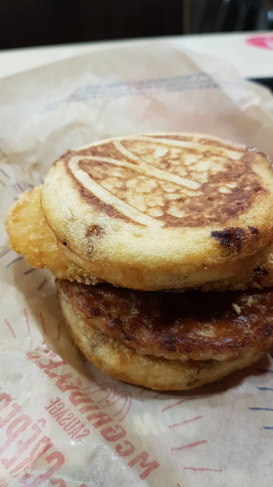 McDonalds | cafe | 2625 Carling Ave, Ottawa, ON K2B 6V3, Canada | 6138207575 OR +1 613-820-7575