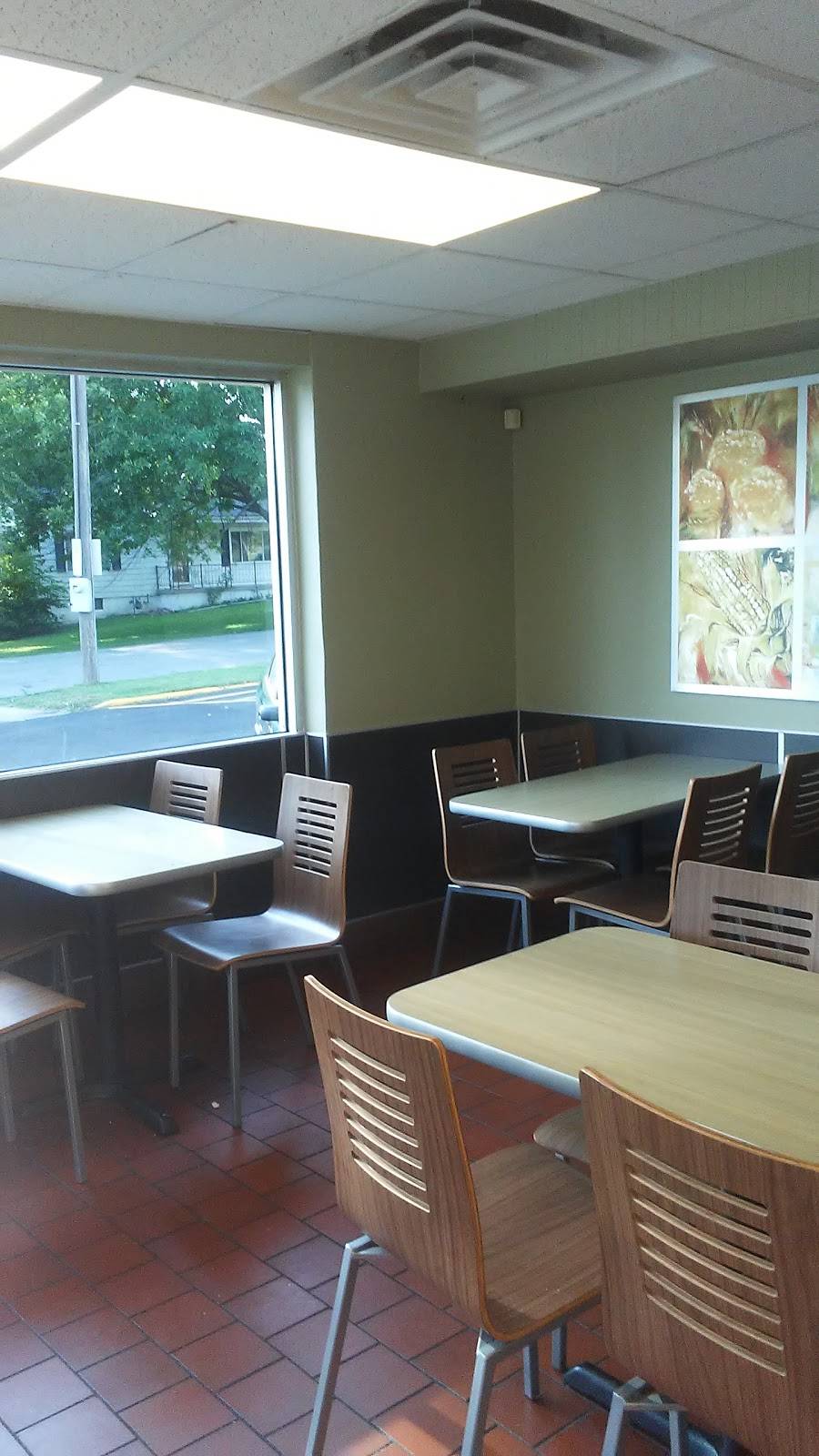 Churchs Chicken | restaurant | 10610 East 23rd St S, Independence, MO 64052, USA | 8168360012 OR +1 816-836-0012