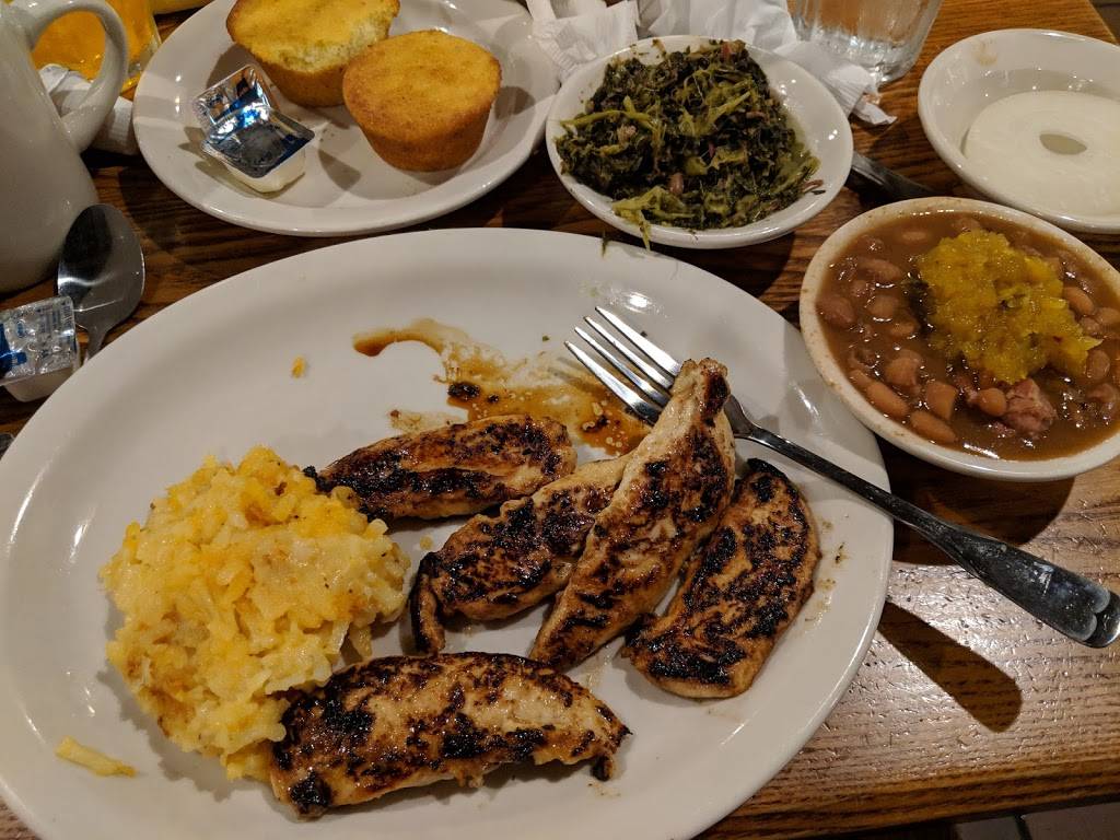 Cracker Barrel Old Country Store | restaurant | 601 E Gore Blvd, Lawton, OK 73501, USA | 5802481477 OR +1 580-248-1477