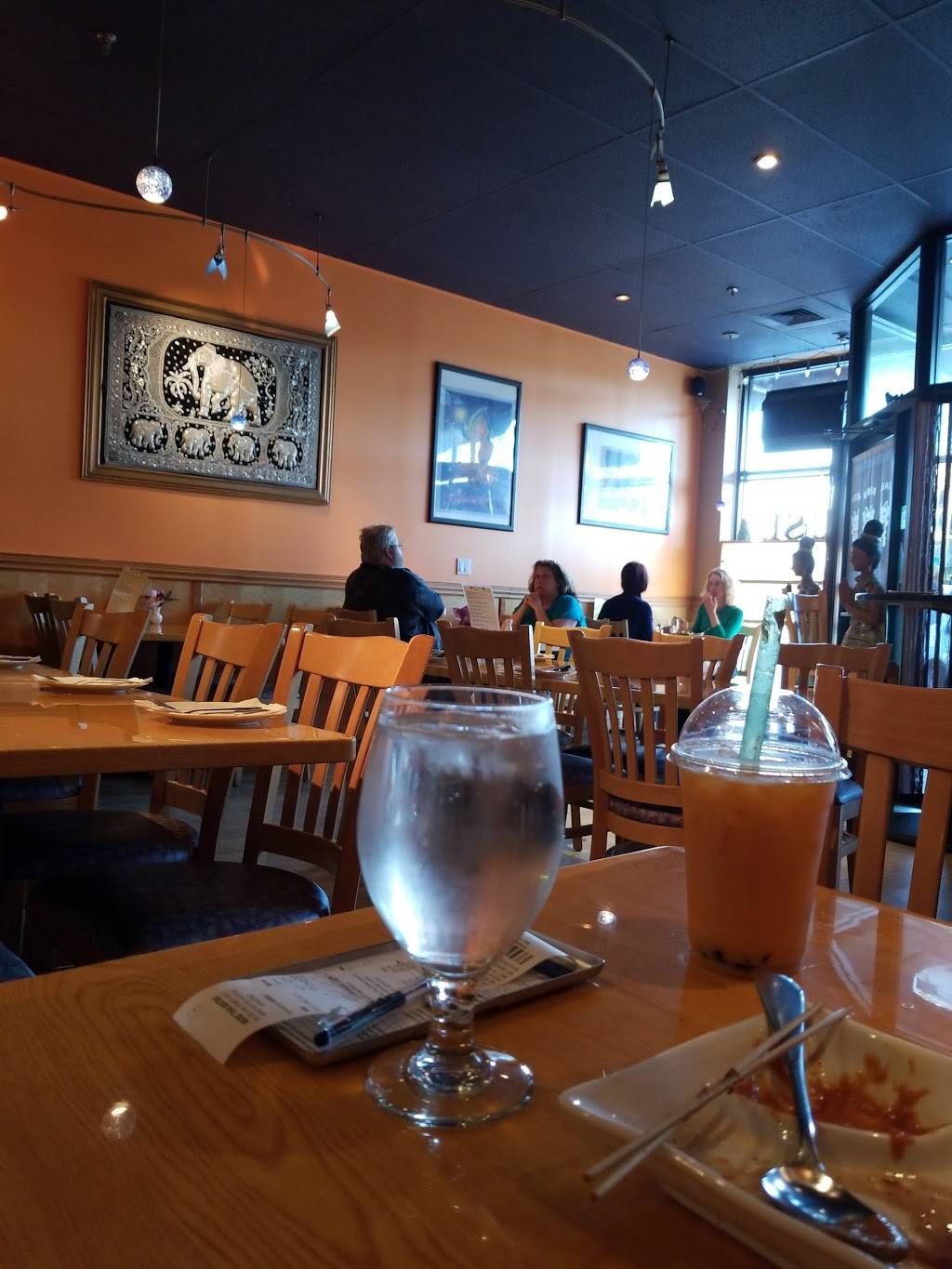 Muse Thai Bistro | restaurant | 581 2nd East Back St c, Manchester, NH 03102, USA | 6036475547 OR +1 603-647-5547