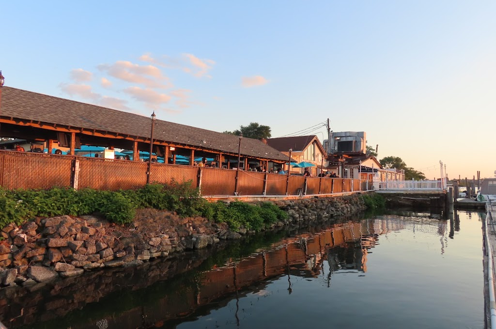 Paradise Island | restaurant | 225 Ellis St, Staten Island, NY 10307, USA | 8458273460 OR +1 845-827-3460