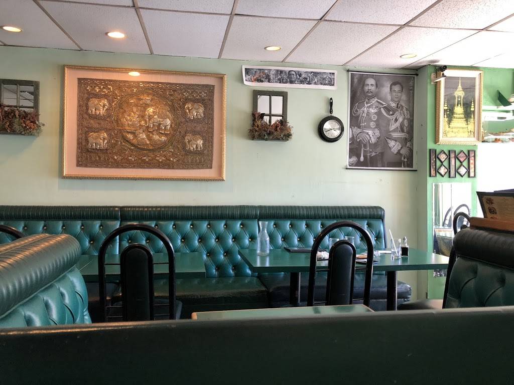 Emerald Thai Cuisine | restaurant | 9315 Venice Blvd, Culver City, CA 90232, USA | 3108366860 OR +1 310-836-6860