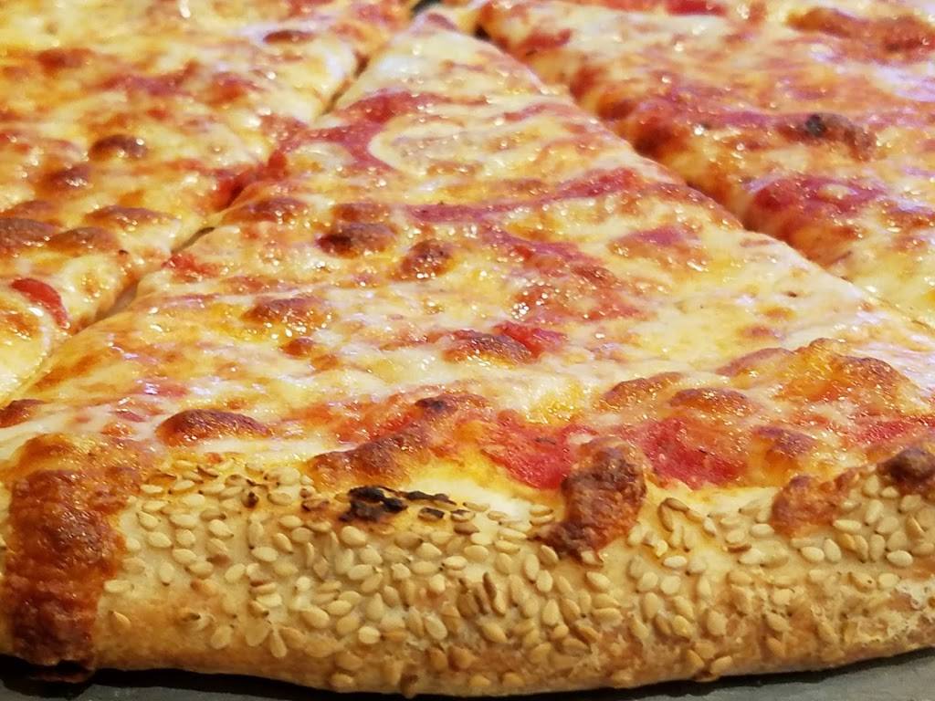 Brooklyn Square Pizza | restaurant | 3620 Merrick Rd, Seaford, NY 11783, USA | 5168048004 OR +1 516-804-8004