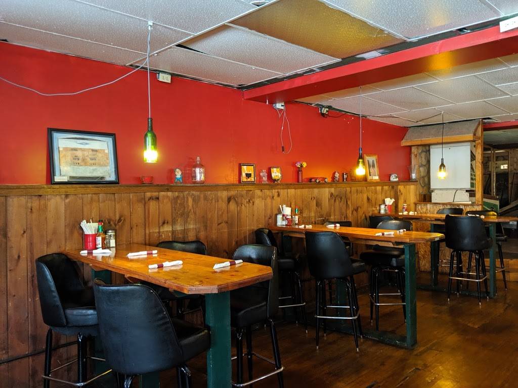 Silverbird Woodfired | restaurant | 133 E Elm St, Penn Yan, NY 14527, USA | 3155365892 OR +1 315-536-5892