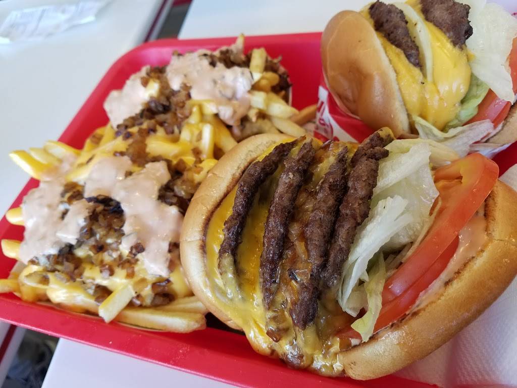 In-N-Out Burger | restaurant | 142 E Palmdale Blvd, Palmdale, CA 93550, USA | 8007861000 OR +1 800-786-1000