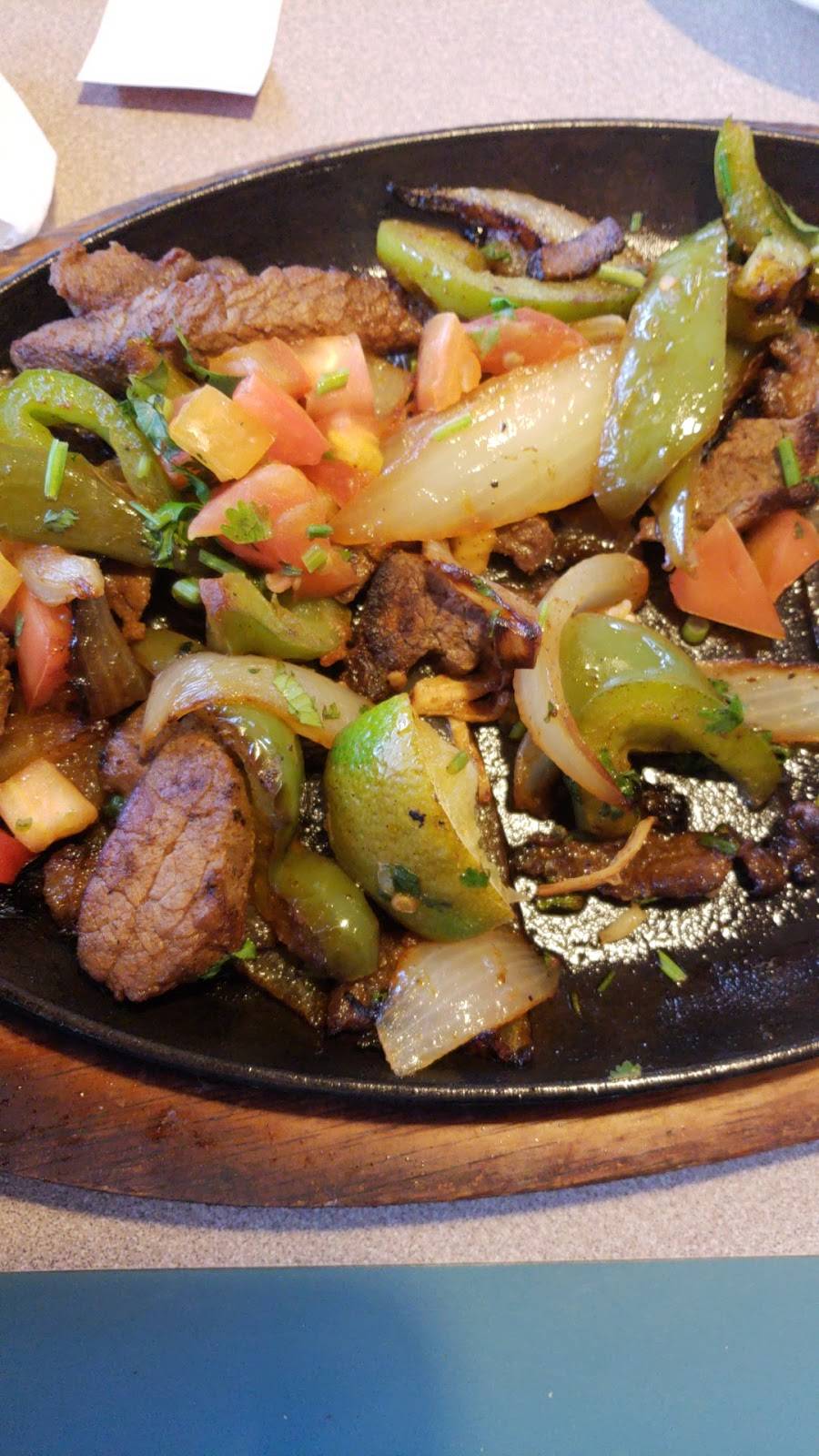 Plaza Garibaldi Authentic Mexican Restaurant Bar and Grill | restaurant | 2675 Dixie Hwy, Waterford Twp, MI 48328, USA | 2484814091 OR +1 248-481-4091