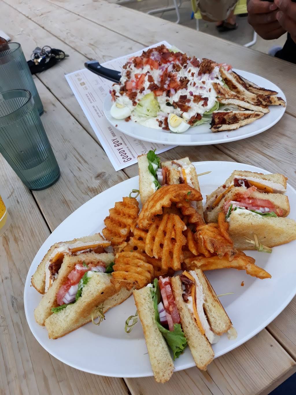 Michaels Goody Boy Diner | restaurant | 1144 N High St, Columbus, OH 43201, USA | 6142919090 OR +1 614-291-9090