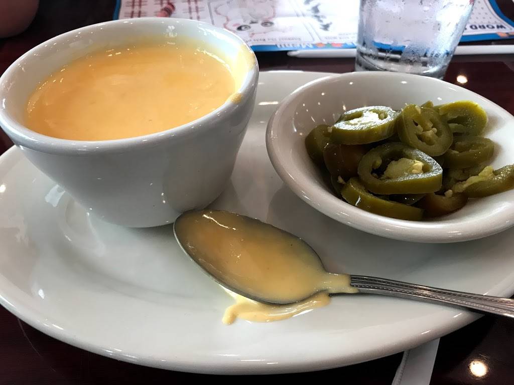 Hacienda Real Mexican Grill & Cantina | restaurant | 11605 S Fry Rd #101, Fulshear, TX 77441, USA | 3467078196 OR +1 346-707-8196