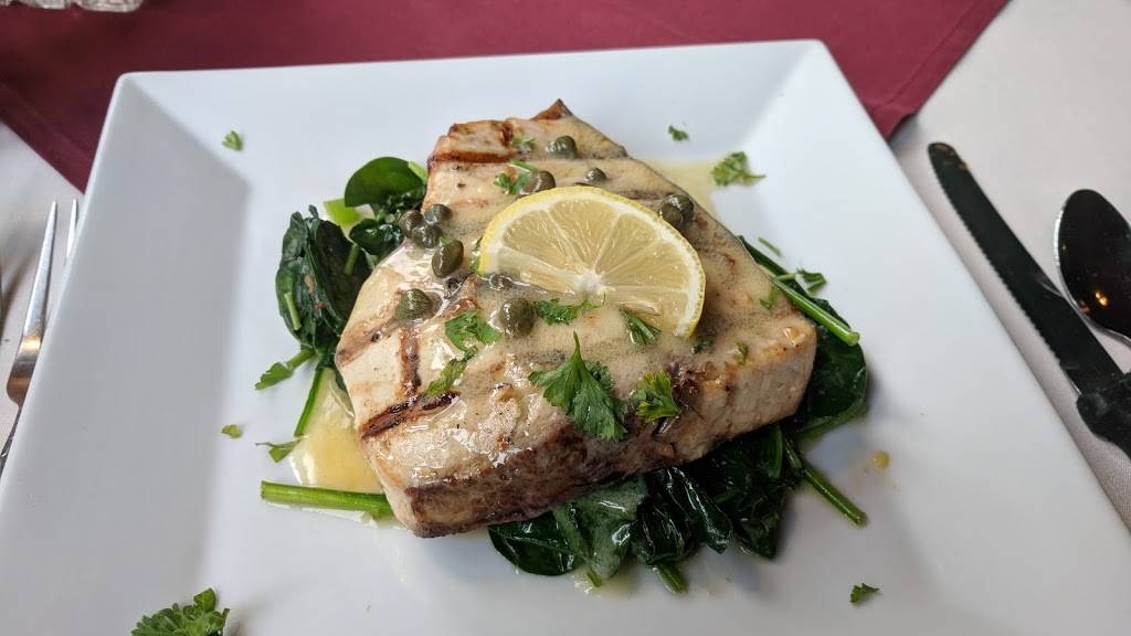 Happy Apple Inn | restaurant | 29 Imlaystown Rd, Cream Ridge, NJ 08514, USA | 6092597889 OR +1 609-259-7889