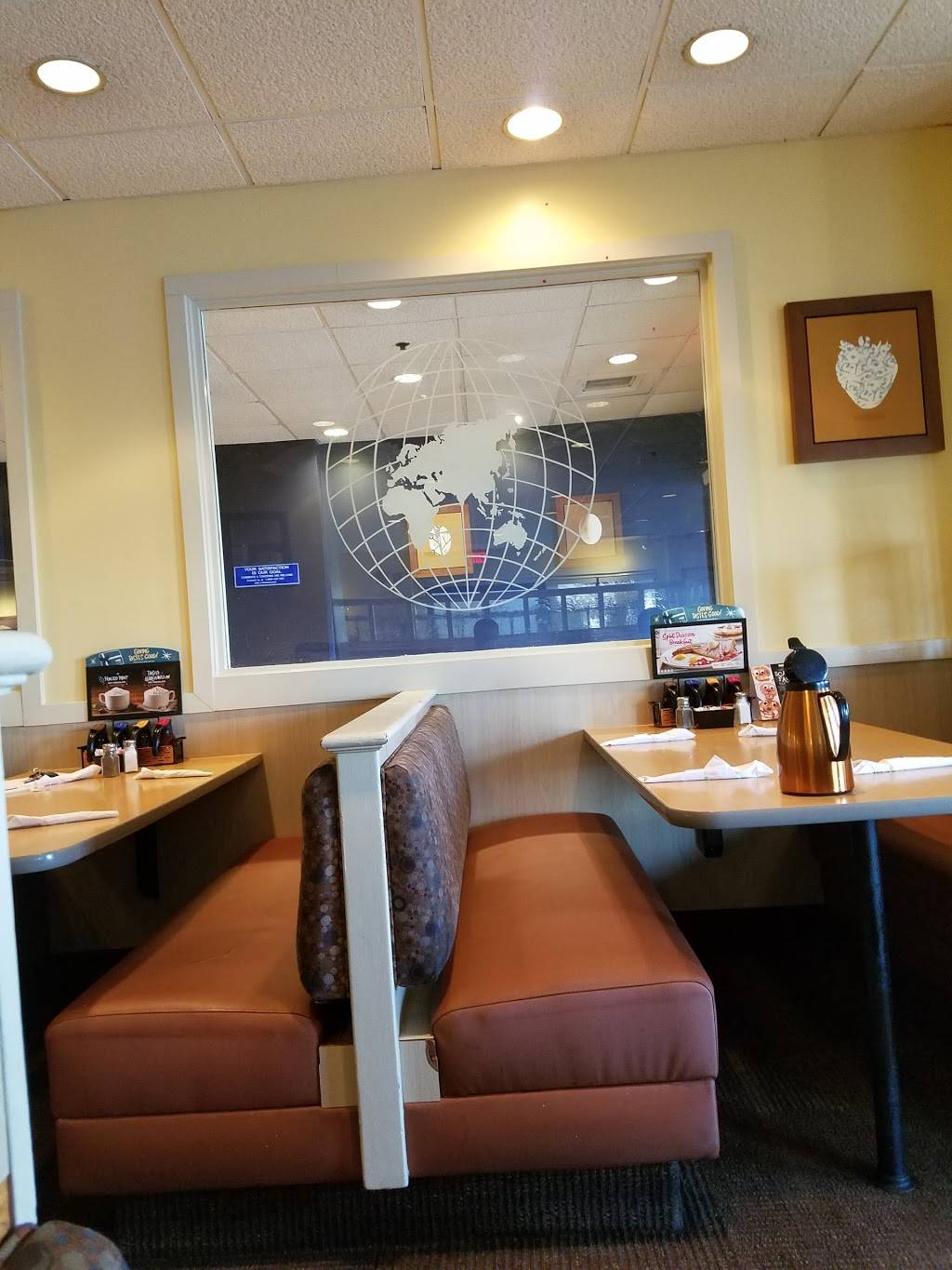 IHOP | restaurant | 6254 Duke St, Alexandria, VA 22312, USA | 7036582163 OR +1 703-658-2163