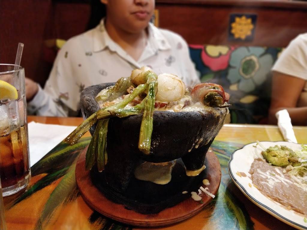 Mr. Tequila Mexican Restaurant | restaurant | 3126 Tamiami Trail N, Naples, FL 34103, USA | 2393048629 OR +1 239-304-8629