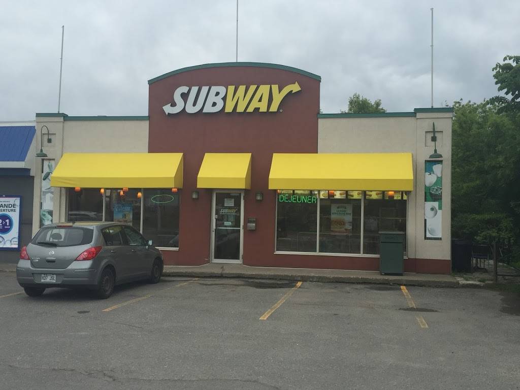 Restaurant SUBWAY | restaurant | 16670 boul. Acadians, Highway 55, Bécancour, QC G9H 1L2, Canada | 8192332429 OR +1 819-233-2429