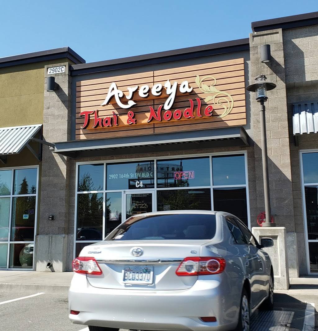 Areeya Thai & Noodle Cuisine Restaurant | restaurant | 2902 164th St SW, Lynnwood, WA 98037, USA | 4253611583 OR +1 425-361-1583