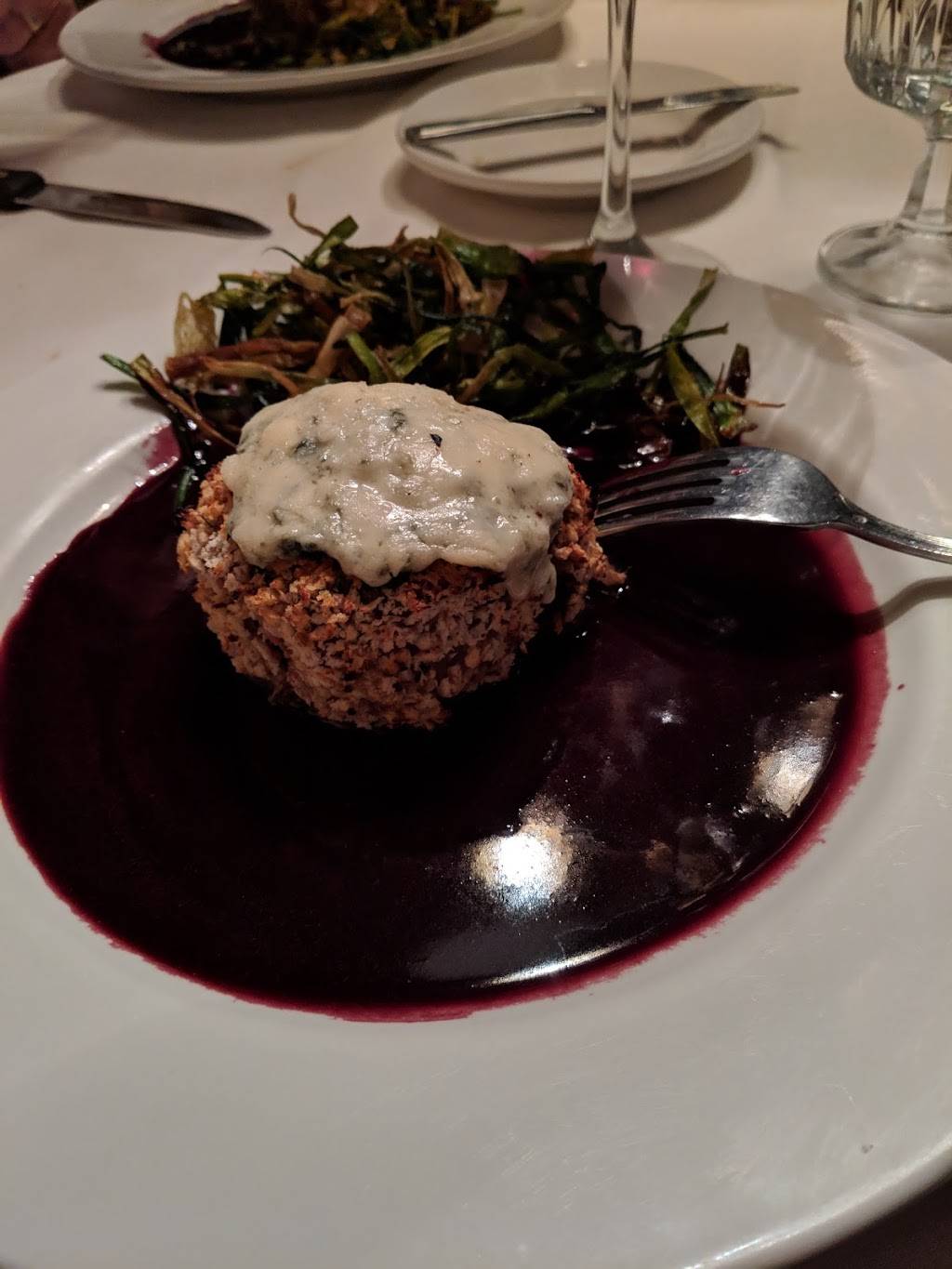 Winifreds | restaurant | 3847 1st Ave SE, Cedar Rapids, IA 52402, USA | 3193646125 OR +1 319-364-6125