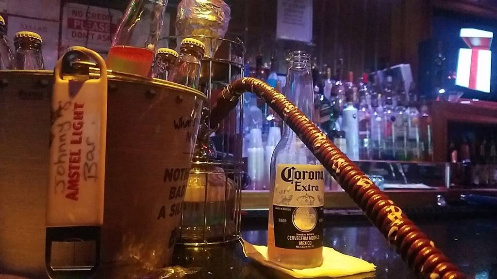 Johnnys | restaurant | 10709 Rockaway Blvd, Ozone Park, NY 11417, USA | 7188353035 OR +1 718-835-3035