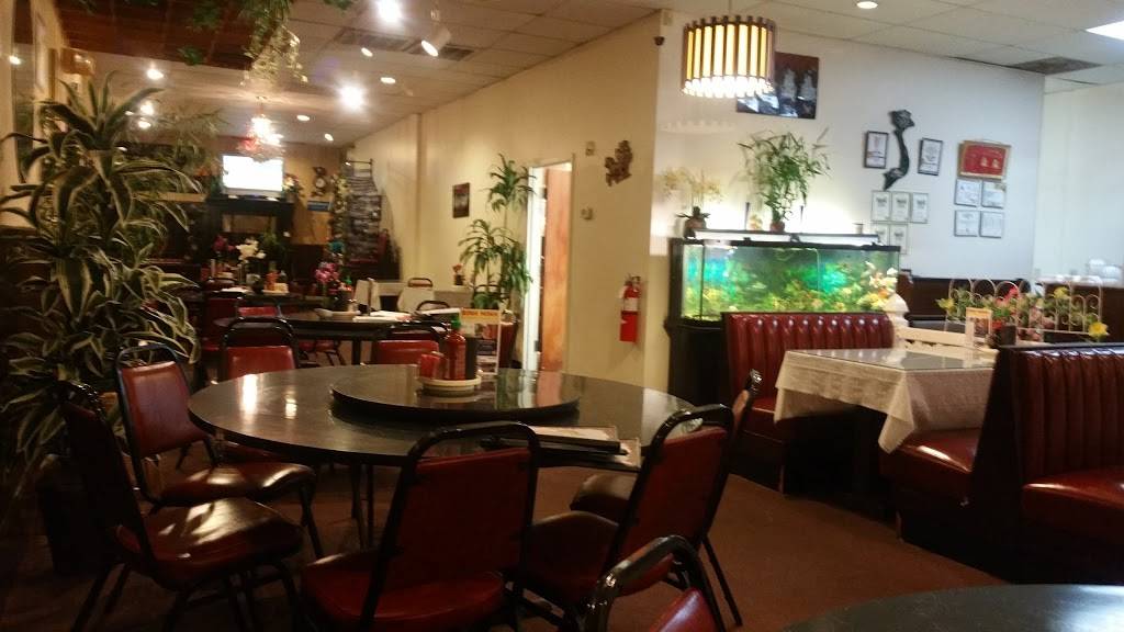 Binh Minh Restaurant | restaurant | 5211 W Market St, Greensboro, NC 27409, USA | 3368511527 OR +1 336-851-1527