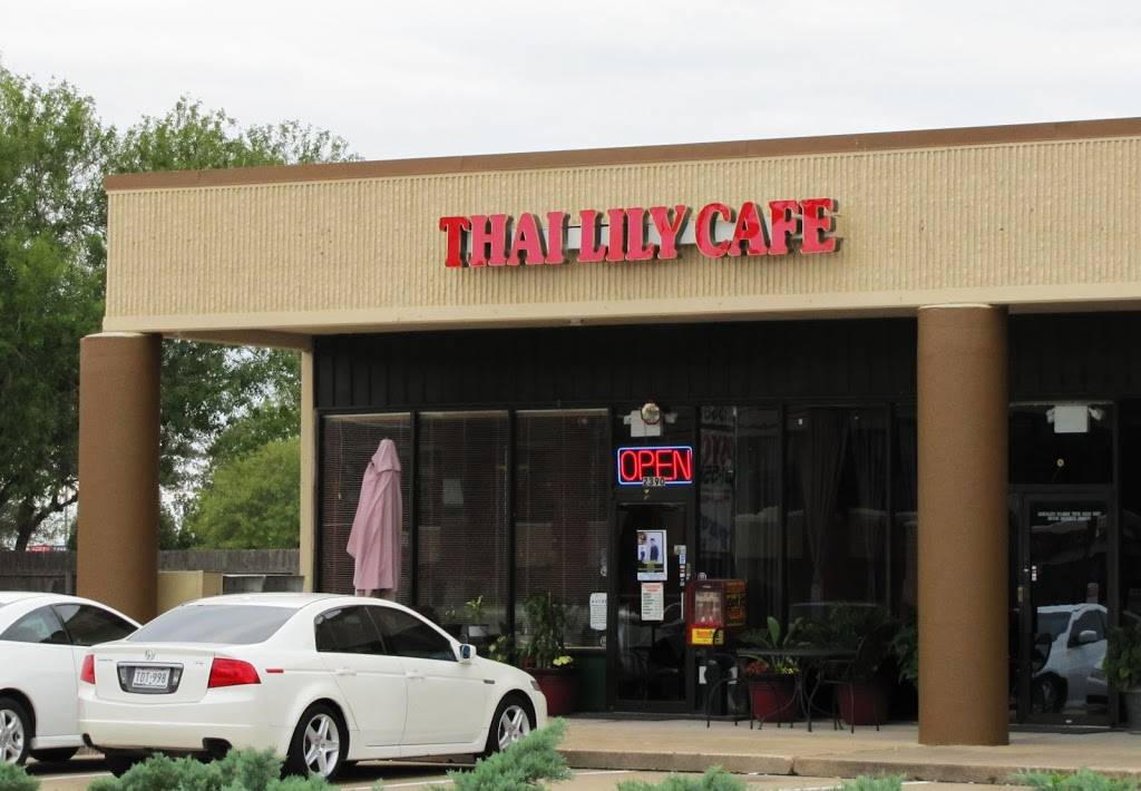 Thai Lily Cafe | restaurant | 2390 S Dairy Ashford Rd, Houston, TX 77077, USA | 7134748388 OR +1 713-474-8388