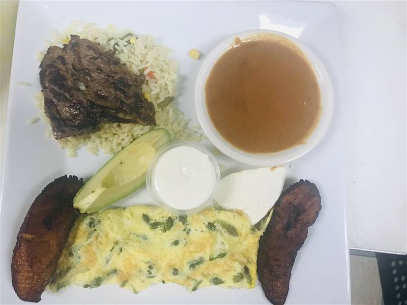 Los Paisanos Restaurant | restaurant | 62 Broadway, Somerville, MA 02145, USA | 6176293502 OR +1 617-629-3502