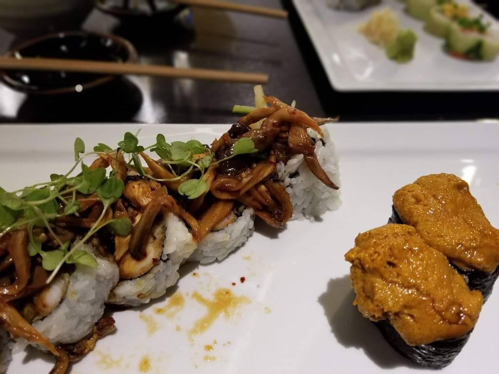 B2 Bluefin | restaurant | 401 E City Ave, Bala Cynwyd, PA 19004, USA | 6102271507 OR +1 610-227-1507