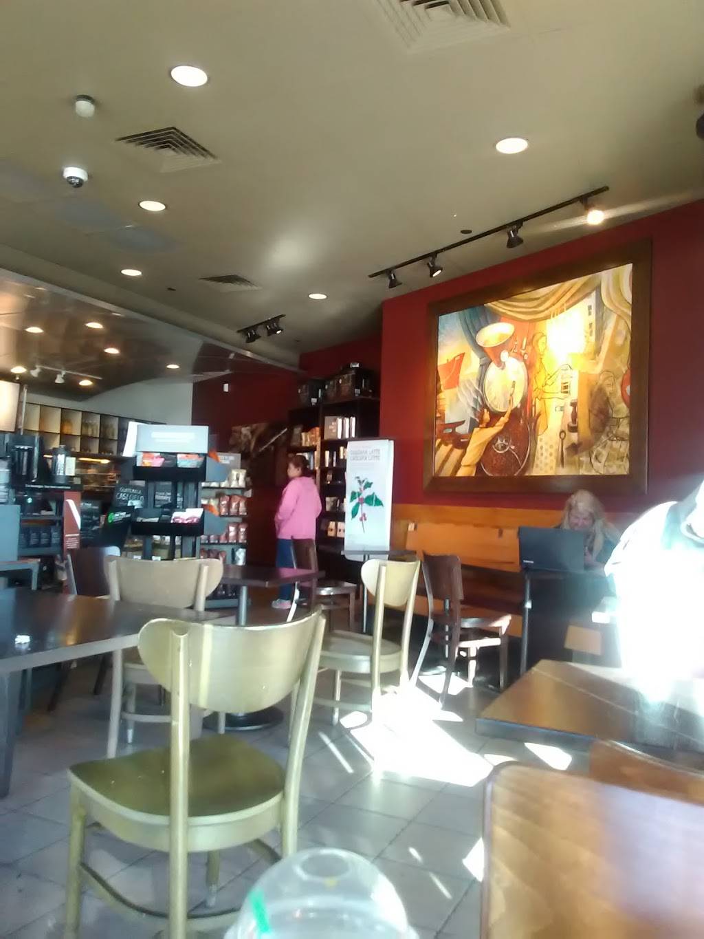 Starbucks | cafe | 14136 US-395, Adelanto, CA 92301, USA | 7605309252 OR +1 760-530-9252