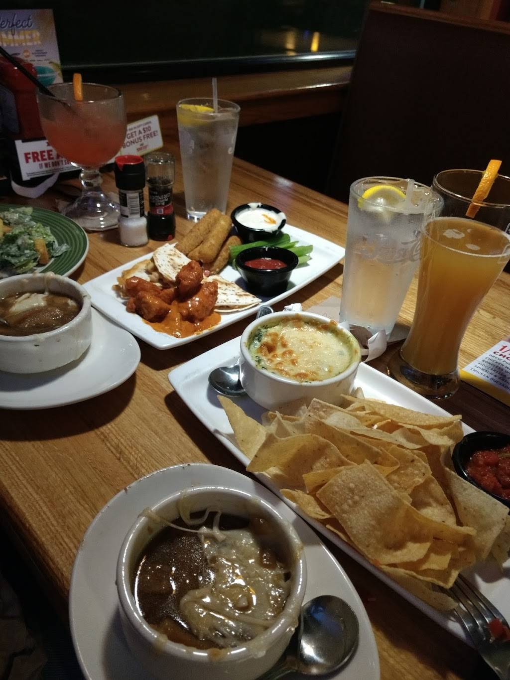 Applebees Grill + Bar | restaurant | 213 E 29th St, Loveland, CO 80538, USA | 9705930655 OR +1 970-593-0655