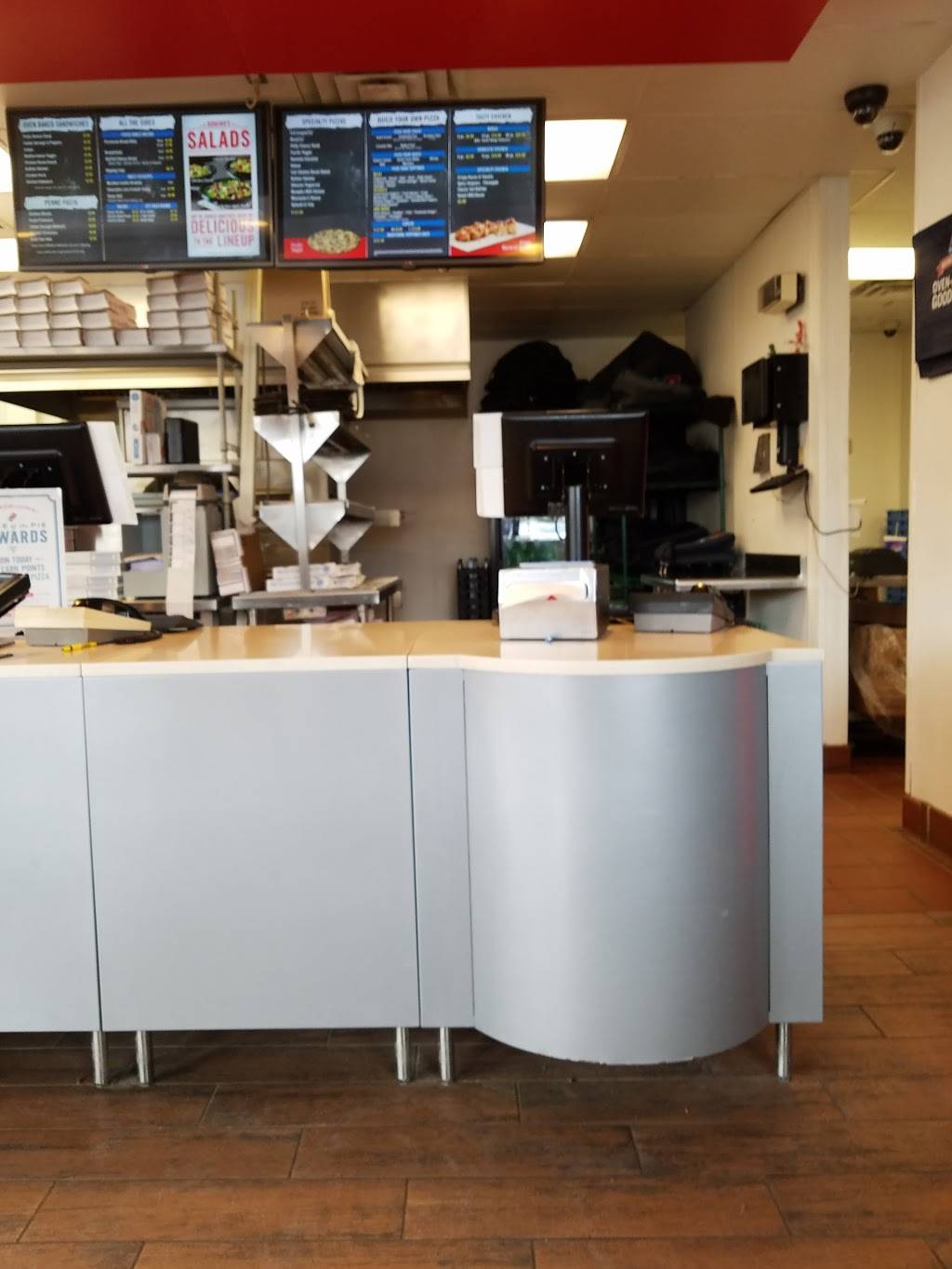 Dominos Pizza | meal delivery | 1701 Woodland Ave, Duluth, MN 55803, USA | 2187283627 OR +1 218-728-3627