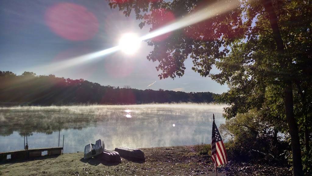 Emerson Lake Inn | restaurant | 7786 US-10, Walhalla, MI 49458, USA | 2317572385 OR +1 231-757-2385