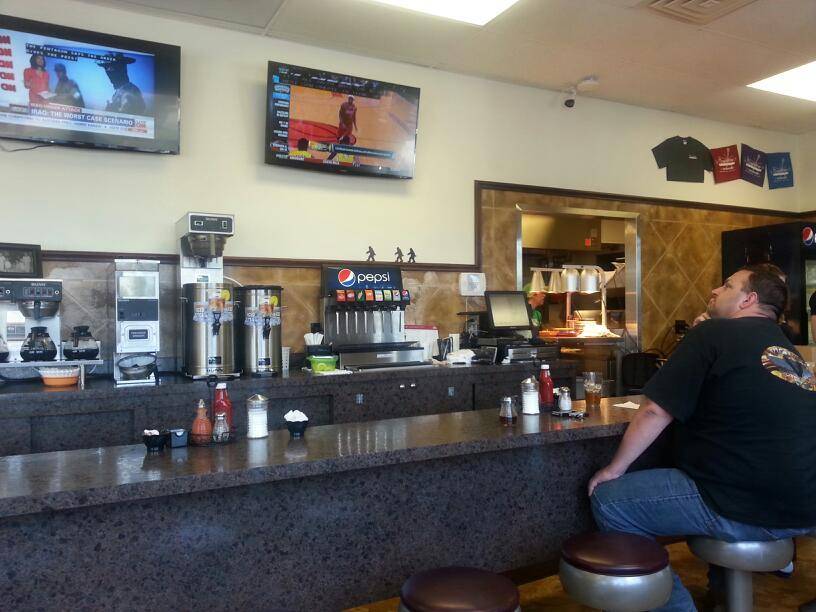 Honeymoon Grille | cafe | 3458 Manchester Rd, Akron, OH 44319, USA | 3306444355 OR +1 330-644-4355