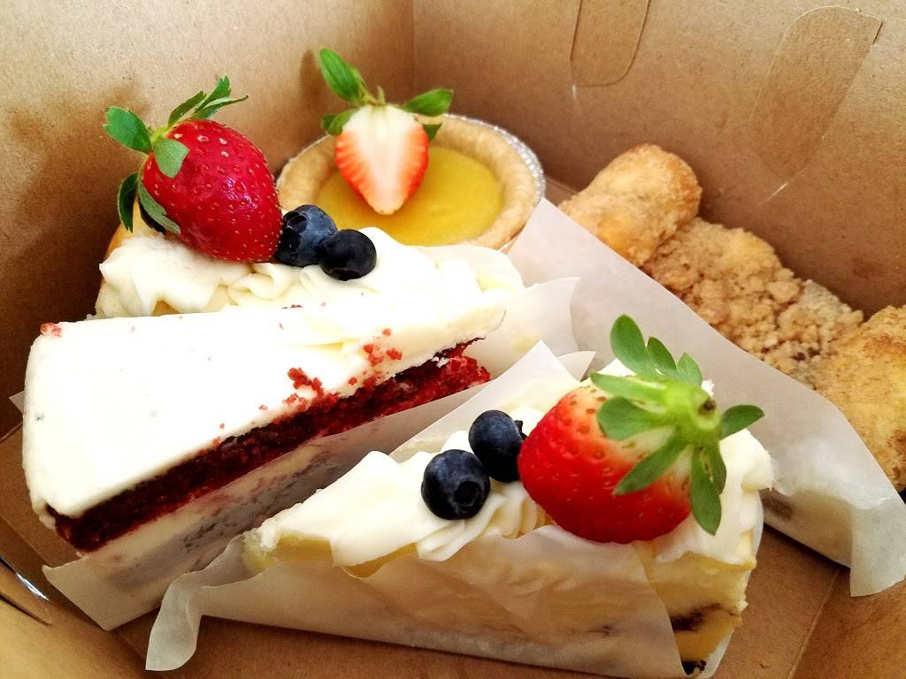 Irie Couture Cakery | bakery | 311 W Ashley St, Jacksonville, FL 32202, USA | 9045348644 OR +1 904-534-8644