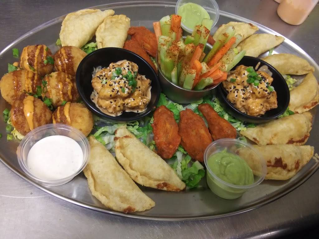 Culichi: Sushi & Mariscos | restaurant | 3017 Wilson Rd, Bakersfield, CA 93304, USA | 6618857053 OR +1 661-885-7053