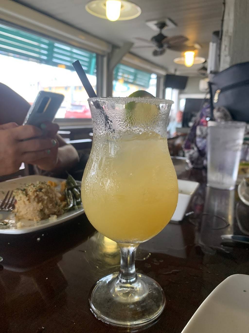 Hurricanes Seafood Grill | restaurant | 203 Sea Mountain Hwy, North Myrtle Beach, SC 29582, USA | 8434913575 OR +1 843-491-3575