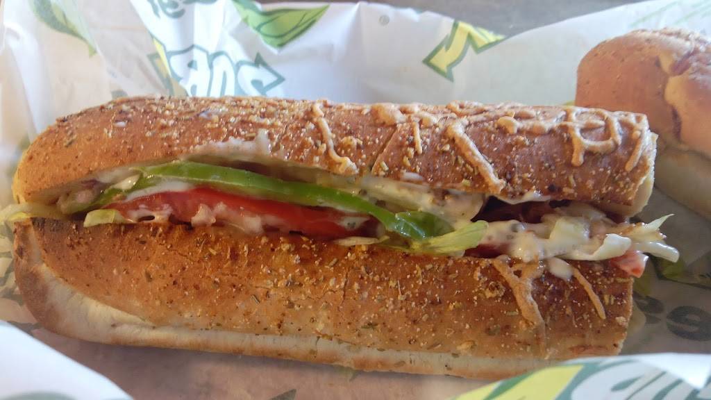Subway | restaurant | 954 E Altamonte Dr, Altamonte Springs, FL 32701, USA | 4072651508 OR +1 407-265-1508