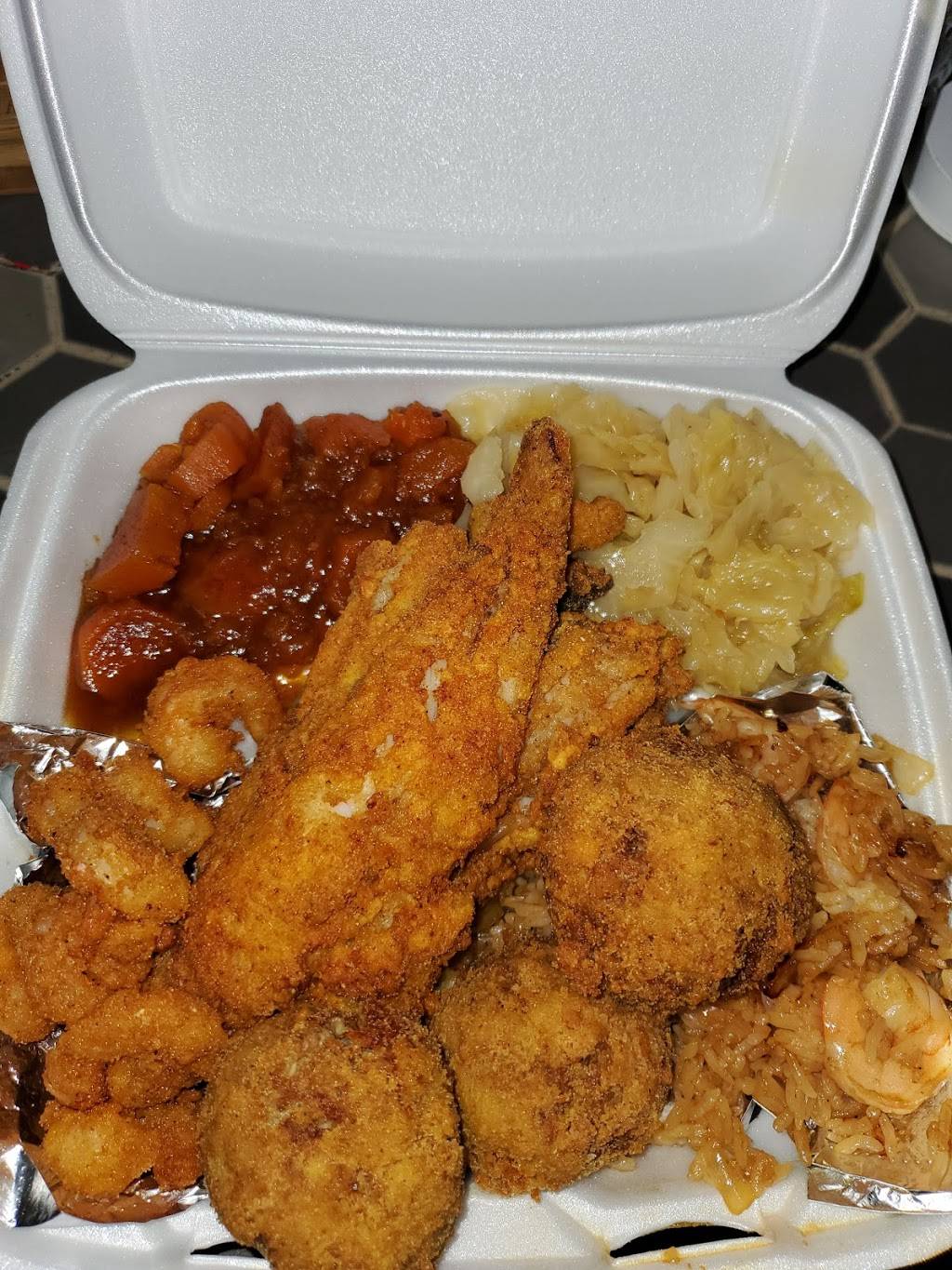 Systahs LLC | restaurant | 525 Welsh St, Chester, PA 19013, USA | 6108037462 OR +1 610-803-7462