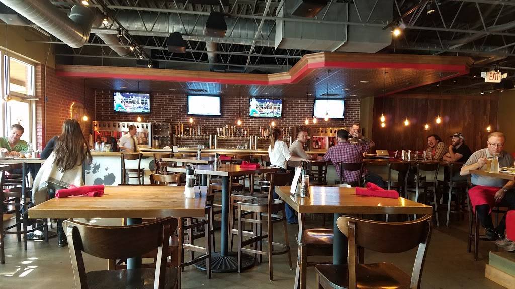 Red Cow 50th & France | restaurant | 3624 W 50th St, Minneapolis, MN 55410, USA | 6127674411 OR +1 612-767-4411