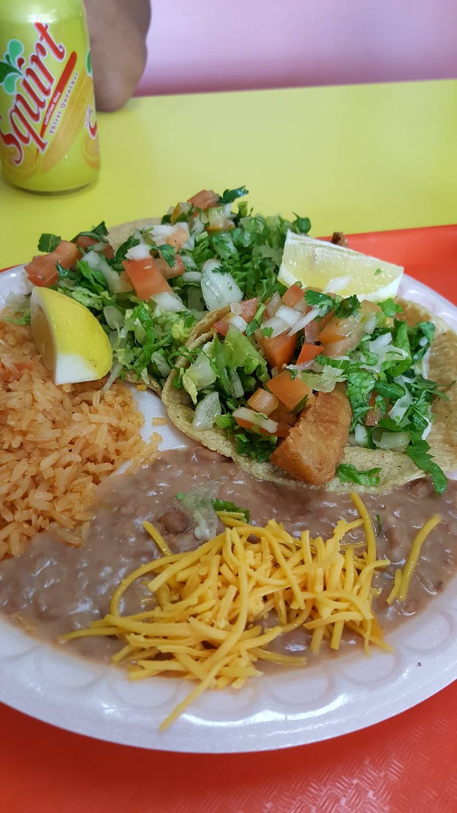 Armandos Taco Shop | restaurant | 10066 Pacific Heights Blvd, San Diego, CA 92121, USA | 8585540280 OR +1 858-554-0280