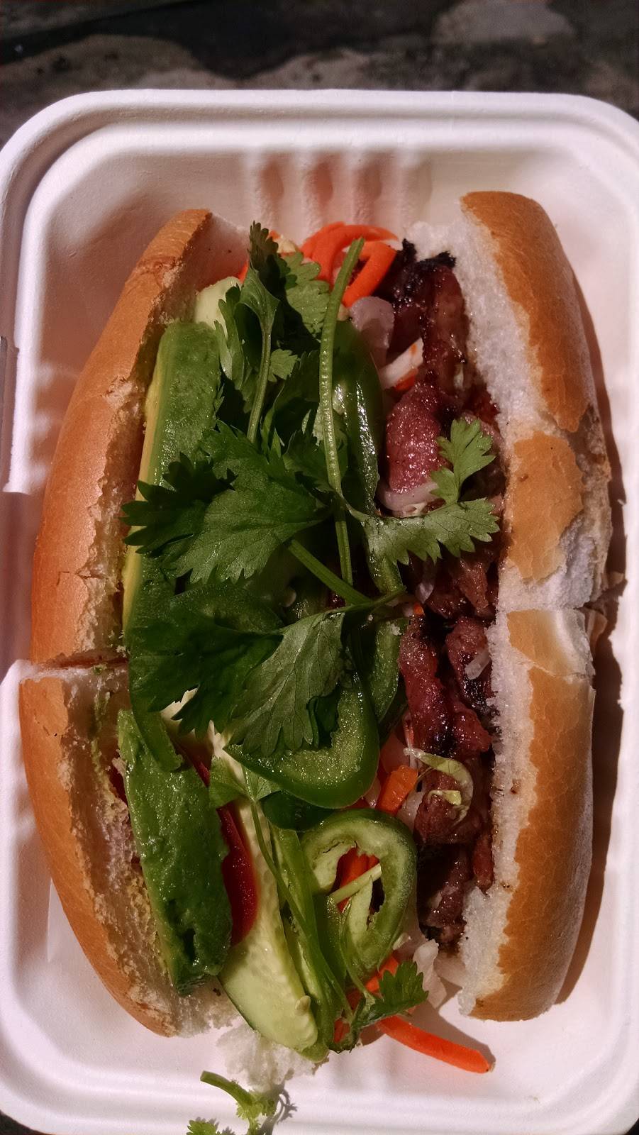 Sierra Deli & Market | restaurant | 311 Oak St, Oakland, CA 94607, USA | 5104440116 OR +1 510-444-0116