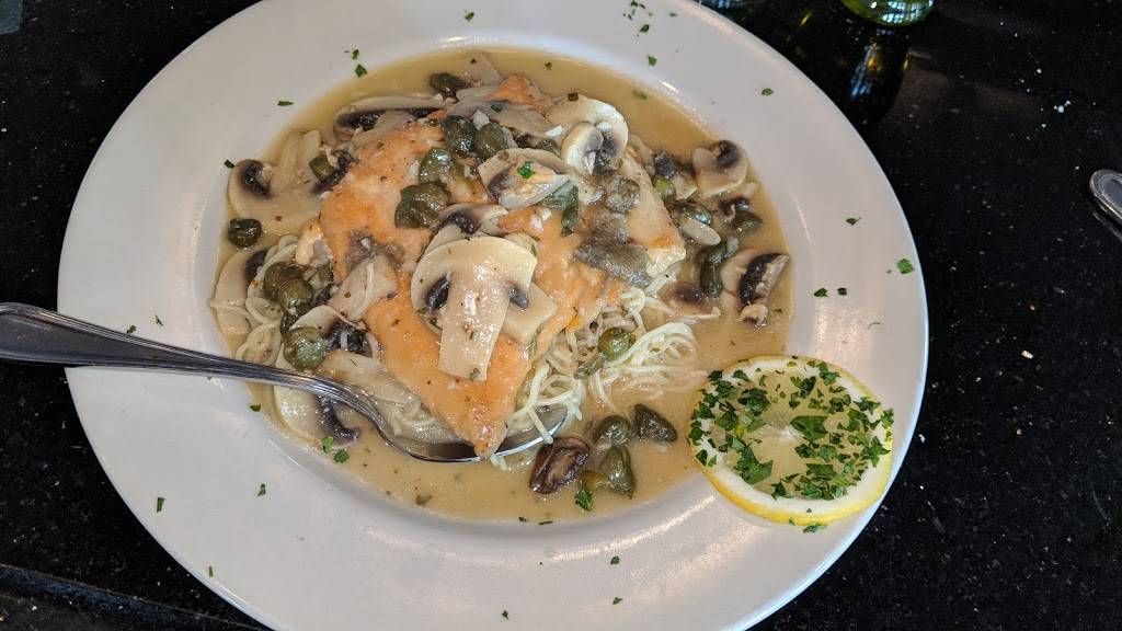 Capri of Downers Grove | restaurant | 5101 Main St, Downers Grove, IL 60515, USA | 6302410695 OR +1 630-241-0695