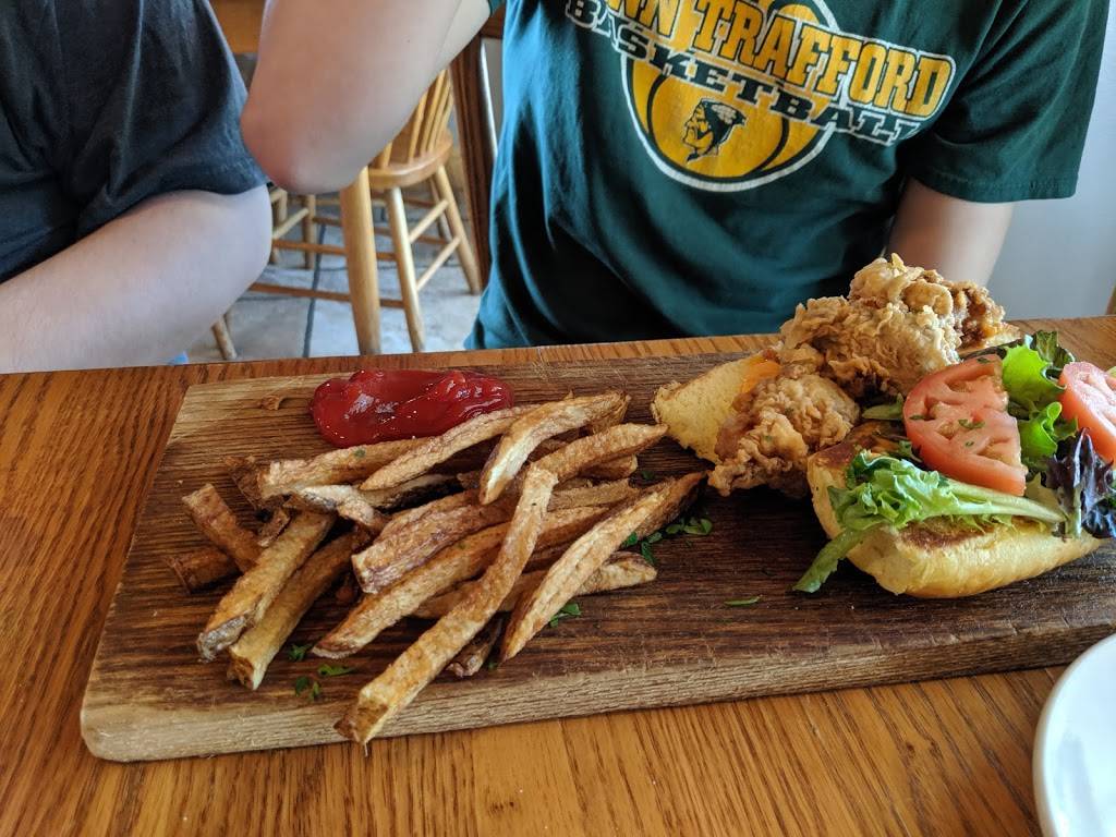 Hen House Restaurant | restaurant | 18072 National Pike, Frostburg, MD 21532, USA | 3016895001 OR +1 301-689-5001