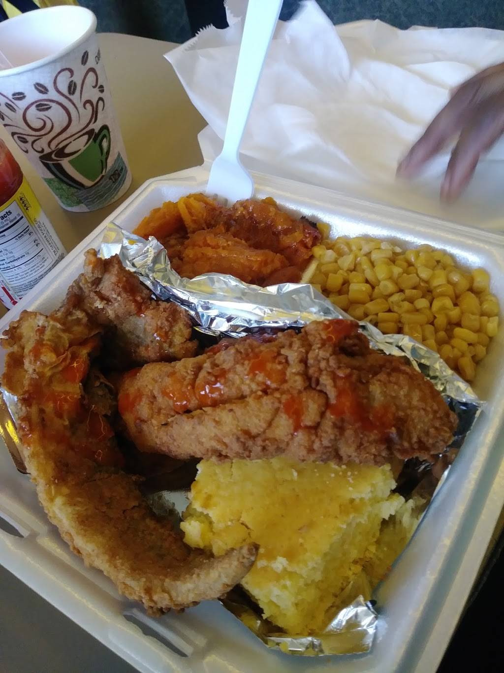 Rinkeydink Cafe | restaurant | 2550 S Crater Rd, Petersburg, VA 23805, USA | 8048610230 OR +1 804-861-0230