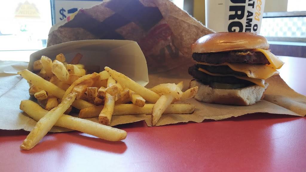 Hardees | restaurant | 115 Main St South, Mauldin, SC 29662, USA | 8642885795 OR +1 864-288-5795