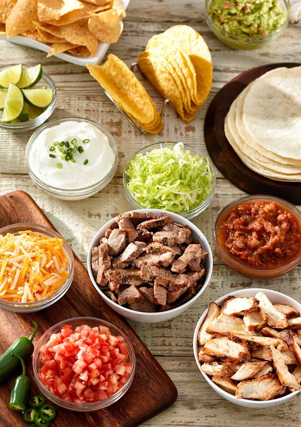 barBURRITO | restaurant | 35 Harvard Rd, Guelph, ON N1G 2X9, Canada | 5192658989 OR +1 519-265-8989