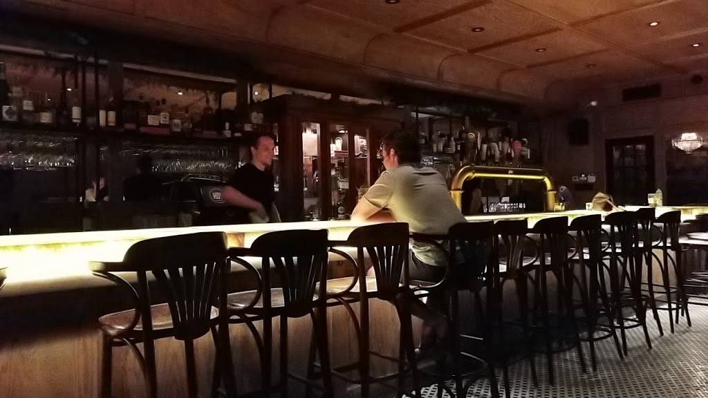 Bar LHôtel-de-ville | restaurant | 900 Rue Notre Dame, Lachine, QC H8S 2B9, Canada | 5145383558 OR +1 514-538-3558