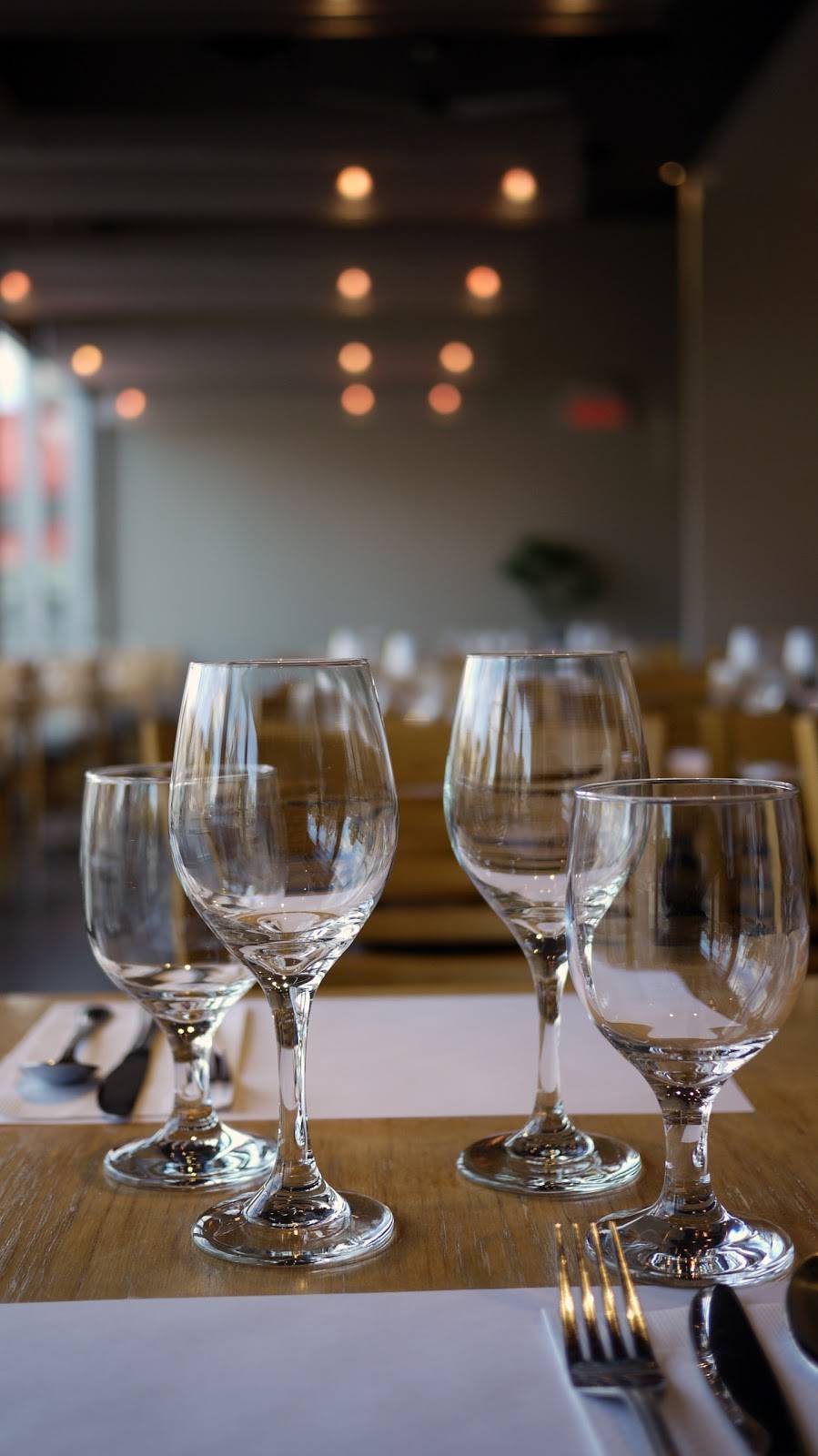 Restaurant Ô Asie | restaurant | 7060 Rue Sherbrooke E, Montréal, QC H1N 1E7, Canada | 5142556277 OR +1 514-255-6277