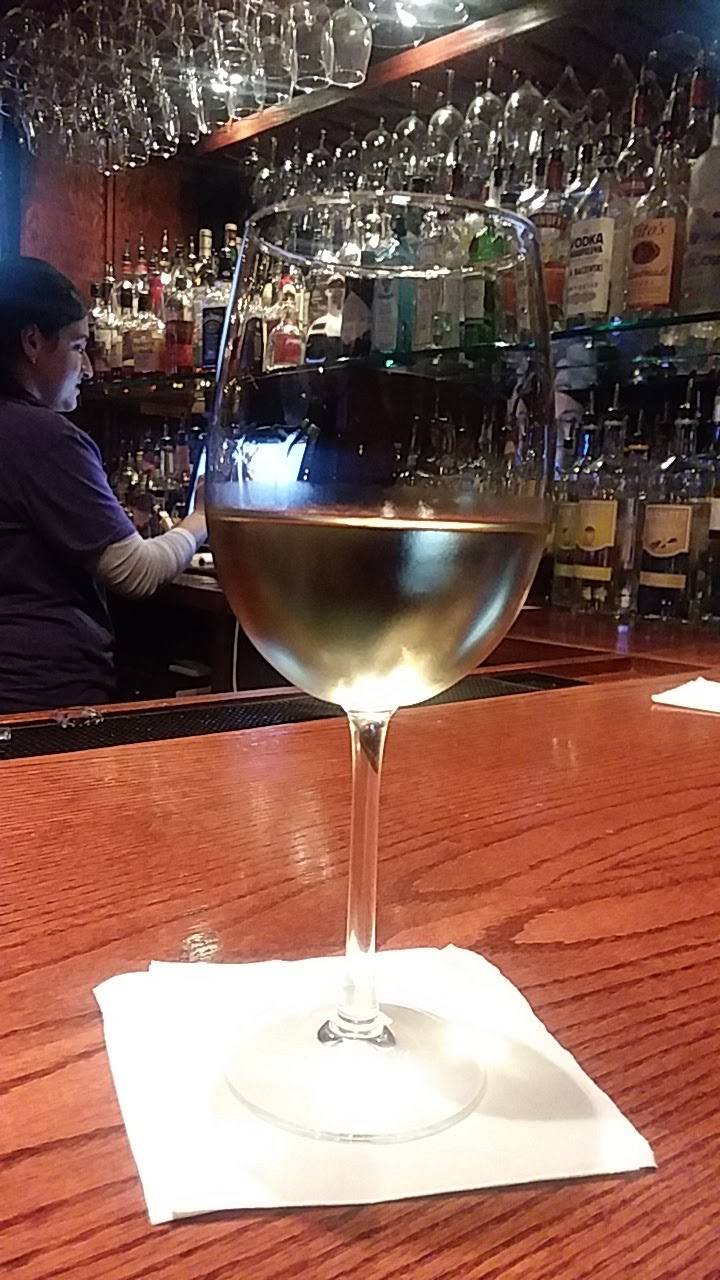 The Creek Restaurant & Bar | restaurant | 4 W Cross St, Croton Falls, NY 10519, USA | 9142760437 OR +1 914-276-0437