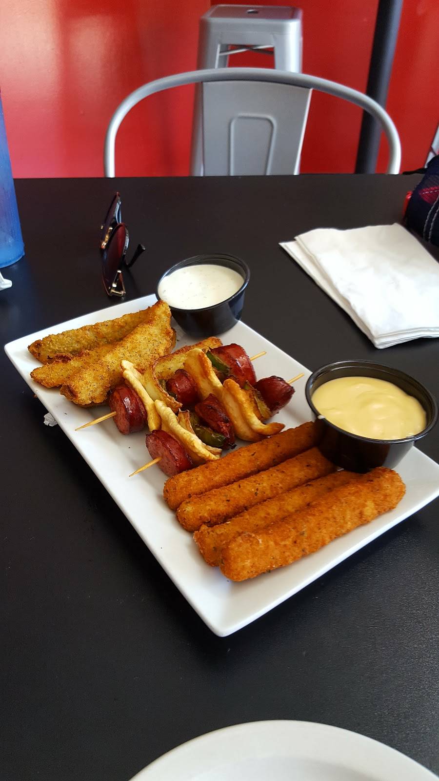 Steel City Samiches Bar & Grille | meal takeaway | 15 N 7th St, Indiana, PA 15701, USA | 7248018402 OR +1 724-801-8402