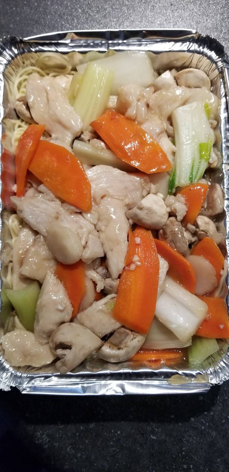 Lis Oriental Kitchen | restaurant | 5280 Dundas St W, Etobicoke, ON M9B 1A9, Canada | 4162368898 OR +1 416-236-8898