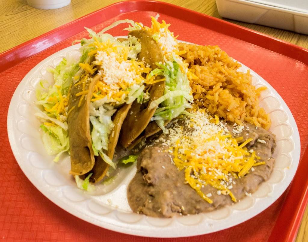 Los Jilbertos Taco Shop Murrieta | restaurant | 25021 Madison Ave #104, Murrieta, CA 92562, USA | 9514613428 OR +1 951-461-3428