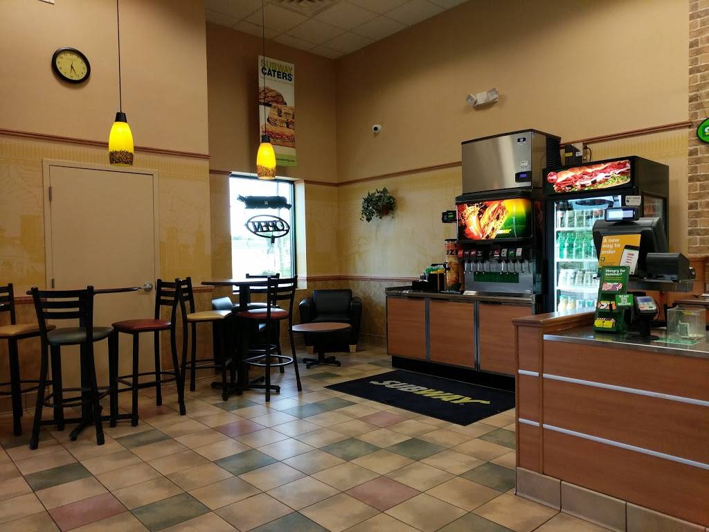 Subway | restaurant | 387 Medina Road Suite 100 Granger, Commons, Medina, OH 44256, USA | 3302393111 OR +1 330-239-3111